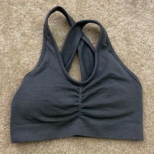 Alphalete sports bra